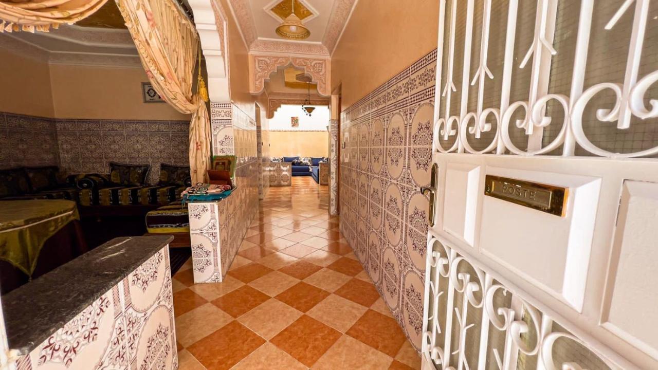Dar Haut De Gamme Et A Un Prix Imaginaire Hostcom For Families Only Уджда Екстер'єр фото