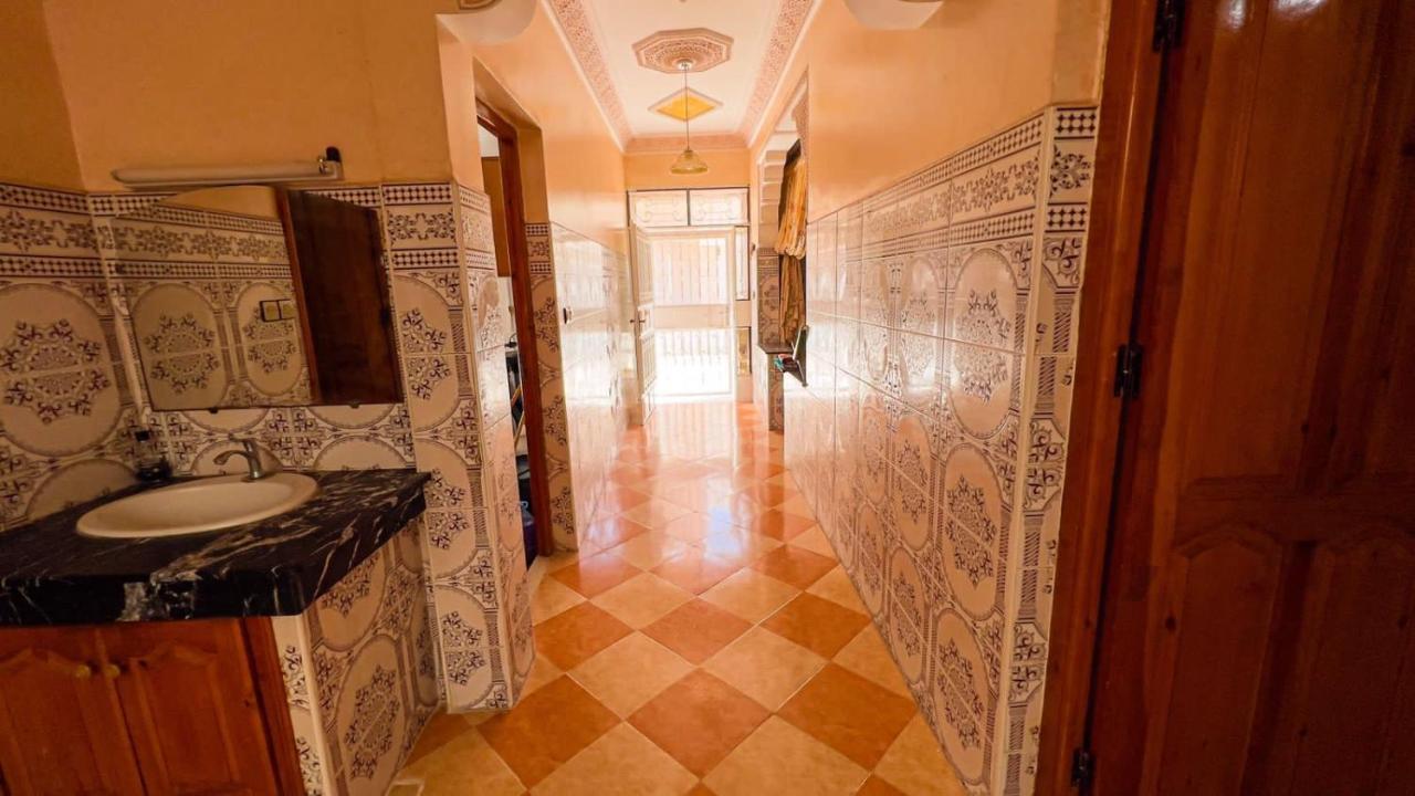 Dar Haut De Gamme Et A Un Prix Imaginaire Hostcom For Families Only Уджда Екстер'єр фото