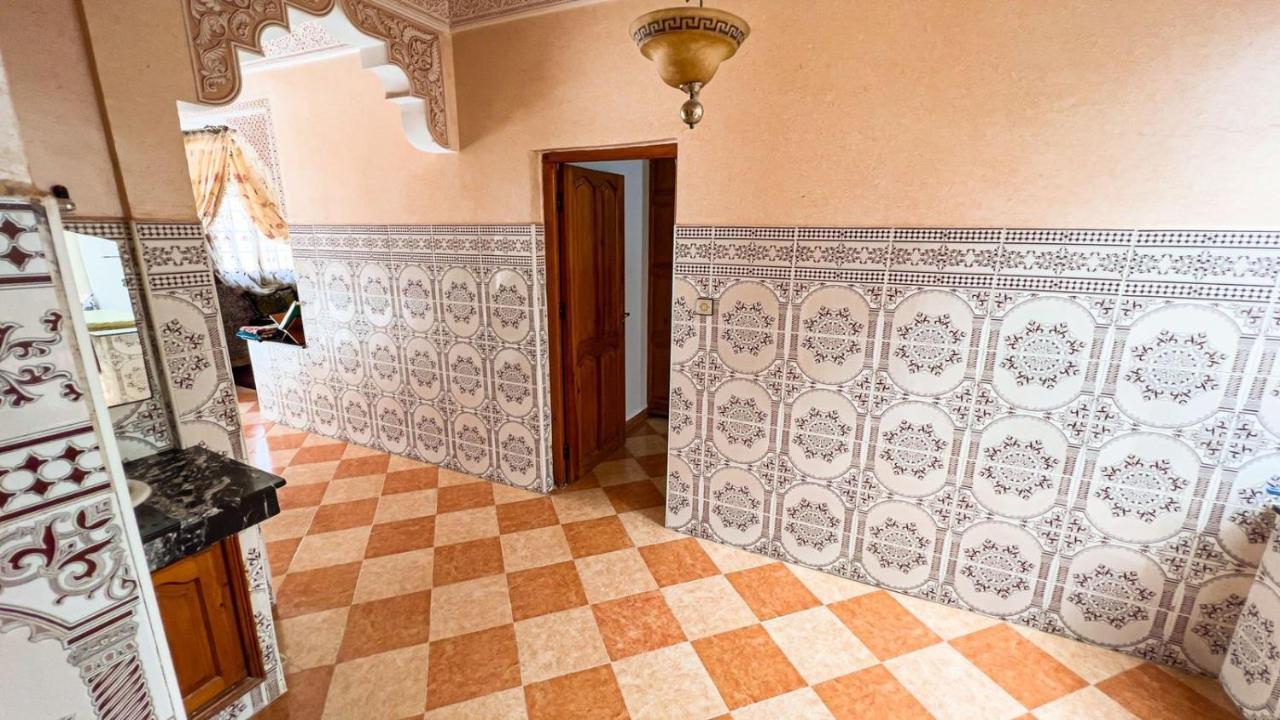 Dar Haut De Gamme Et A Un Prix Imaginaire Hostcom For Families Only Уджда Екстер'єр фото
