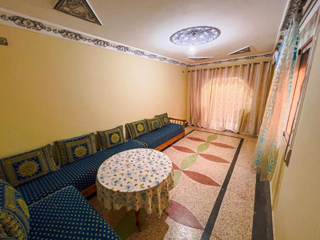 Dar Haut De Gamme Et A Un Prix Imaginaire Hostcom For Families Only Уджда Екстер'єр фото
