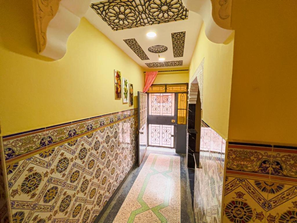 Dar Haut De Gamme Et A Un Prix Imaginaire Hostcom For Families Only Уджда Екстер'єр фото